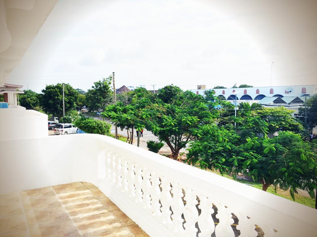 Galawa Beach Apartments Diani Beach Bilik gambar
